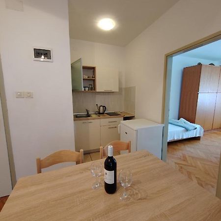 Apartments Kocijan Sukosan Luaran gambar
