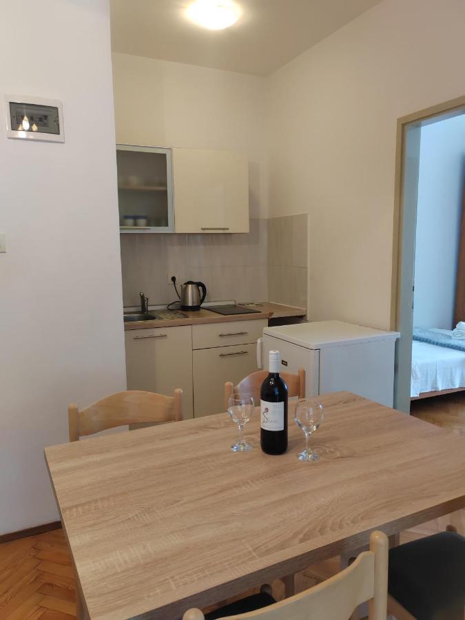 Apartments Kocijan Sukosan Luaran gambar