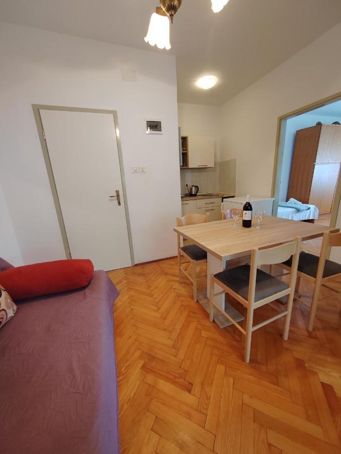 Apartments Kocijan Sukosan Luaran gambar