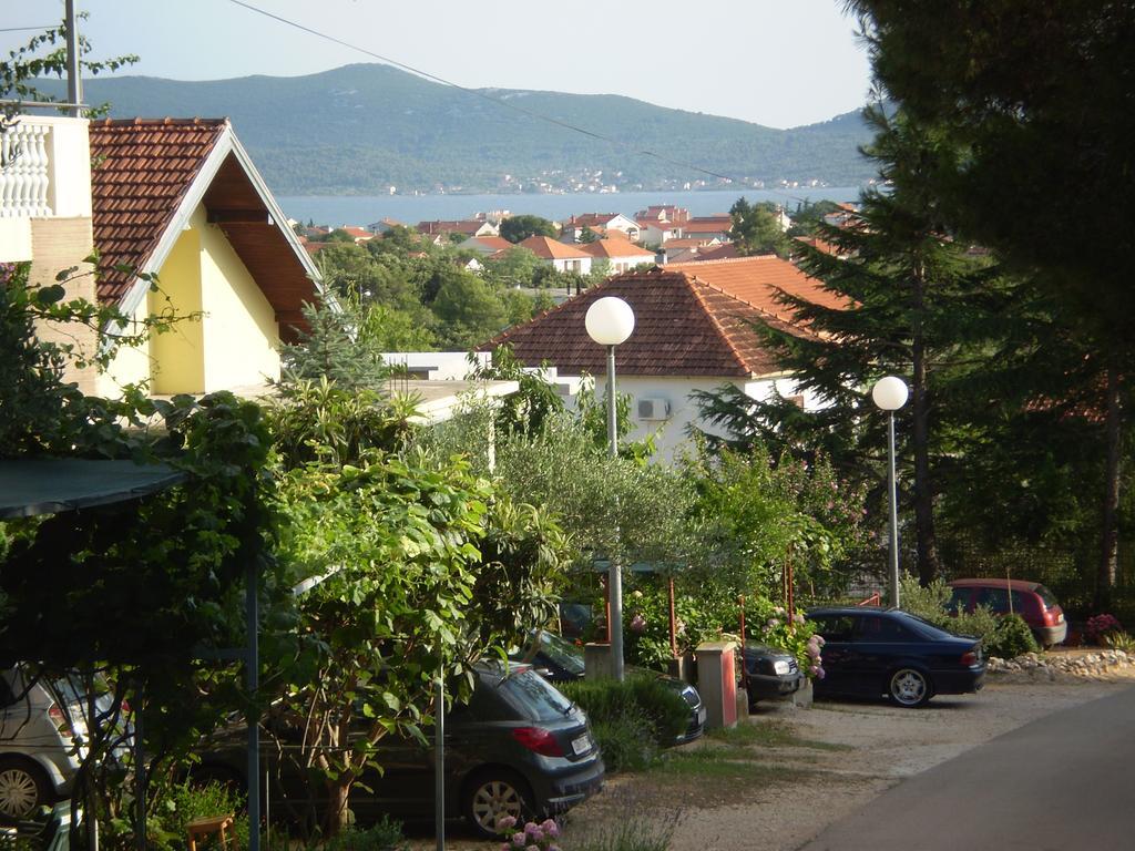 Apartments Kocijan Sukosan Luaran gambar